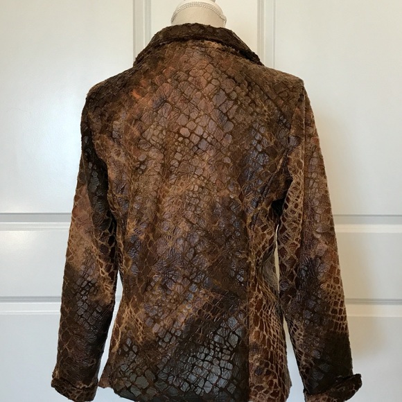 J27_CHERYL NASH. Brown textured metallic jacket. - Picture 4 of 6